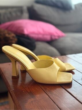 Zara Lemon Yellow Leather Open-Toe Mules